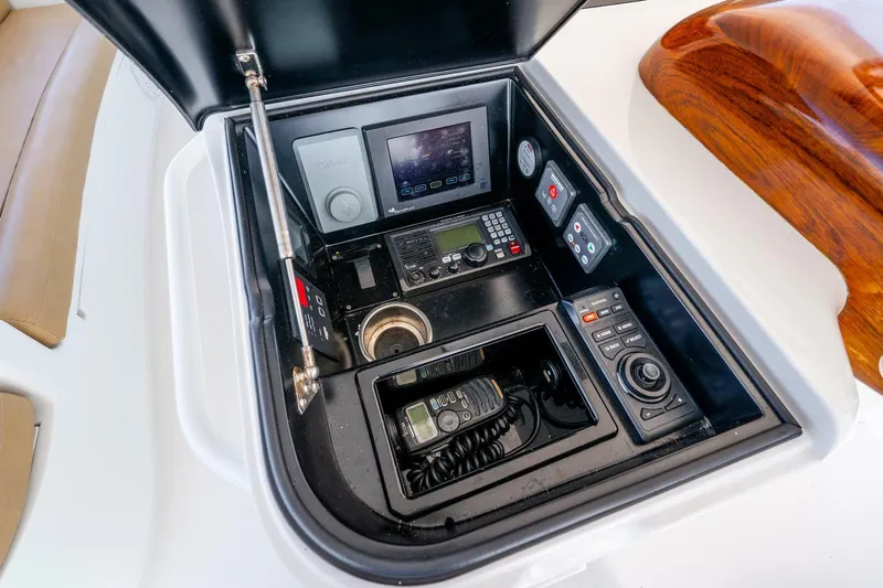 The Provider Yacht Photos Pics Control panel of 2015 Viking 76 Convertible yacht with navigation and communication equipment.