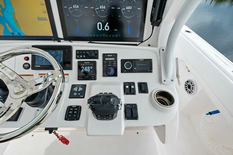 Galati Yacht Sales Trade Yacht Photos Pics 2020 Intrepid 400 CC - Helm and Electronics