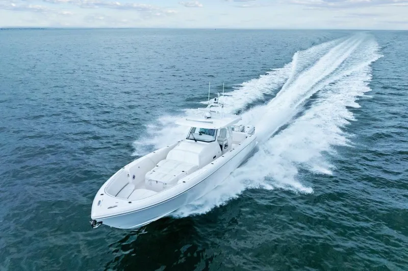 Galati Yacht Sales Trade Yacht Photos Pics 2020 Intrepid 400 CC - Profile