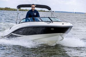 2014 Sea Ray 190 Sport