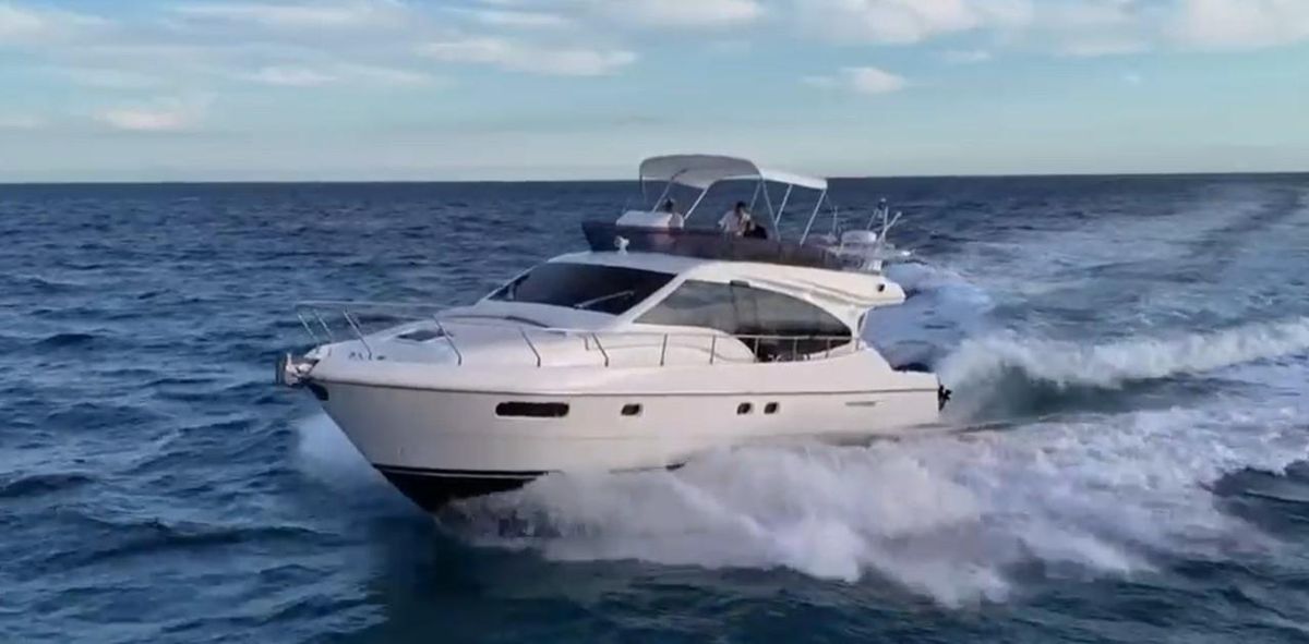 2009 Ferretti Yachts 47 