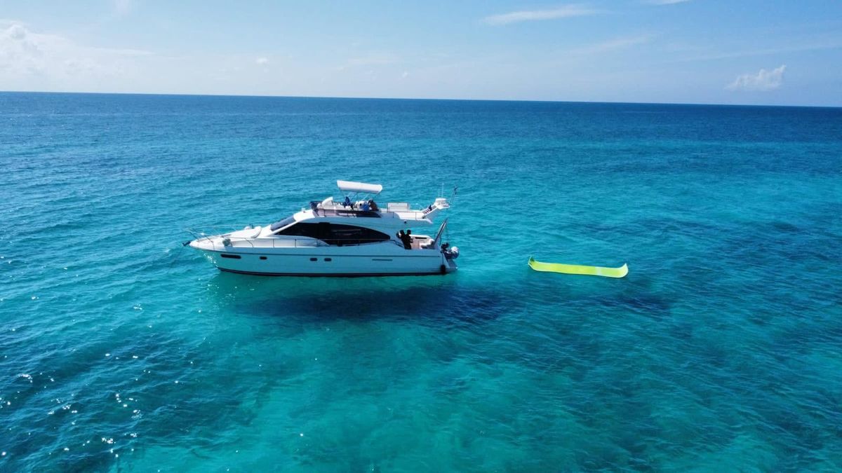 2009 Ferretti Yachts 47 