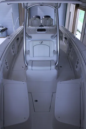  Yacht Photos Pics 2017 Jupiter 30 HFS boat interior with seating and console.