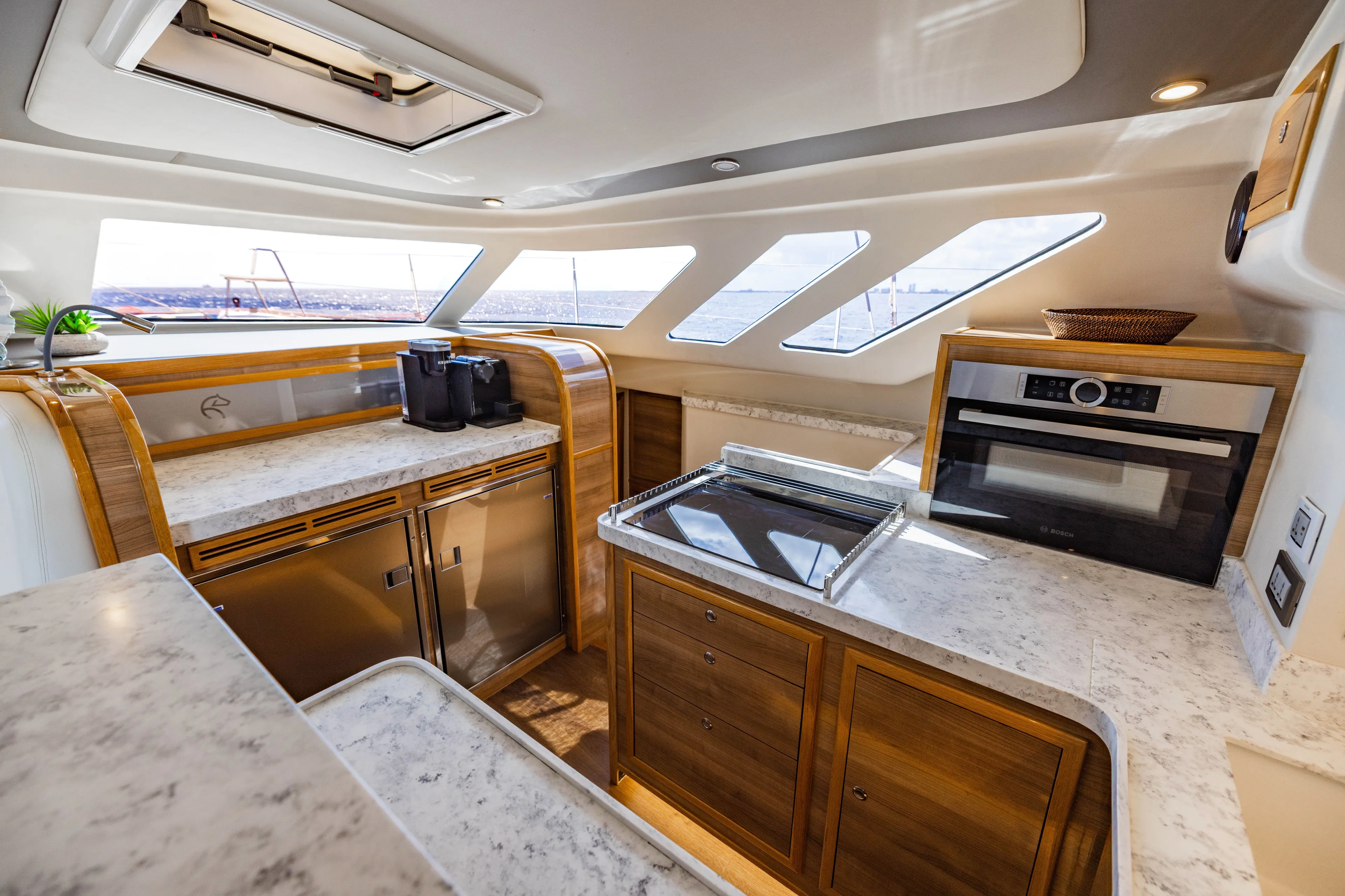 Gilli Girl Yacht Photos Pics 