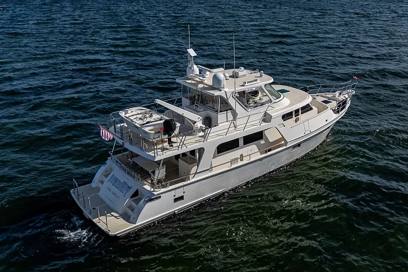 Insanity Yacht Photos Pics 