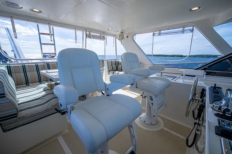 Insanity Yacht Photos Pics 