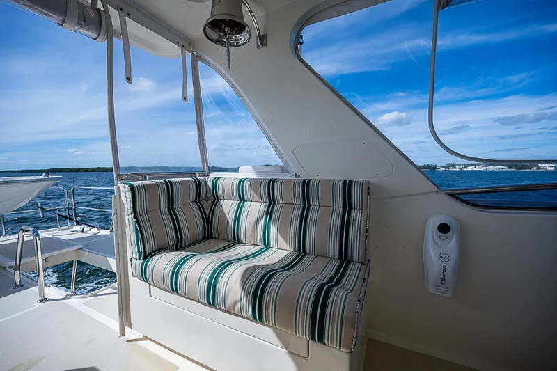 Insanity Yacht Photos Pics 