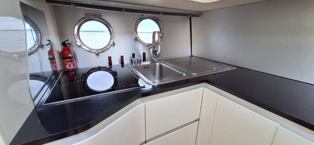 2011 Sessa Marine 53 