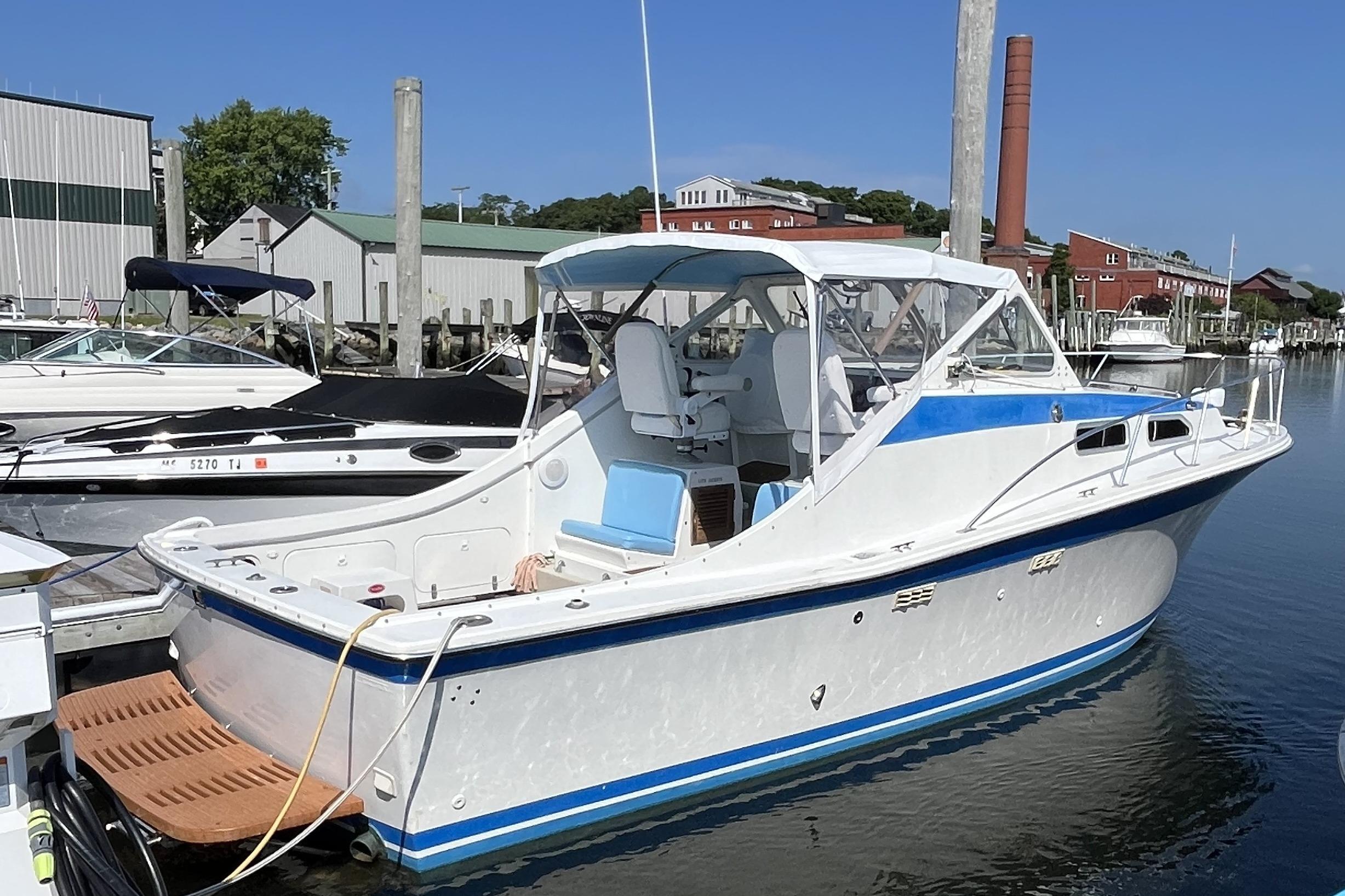 Uniflite 28 Salty Dog
