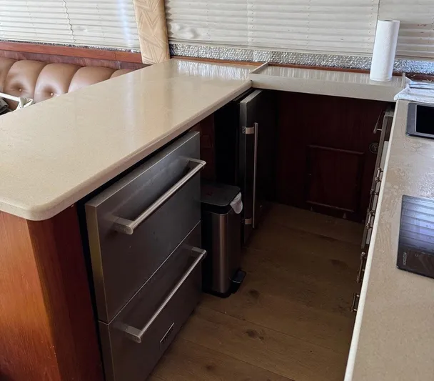 Sea Level Yacht Photos Pics 
