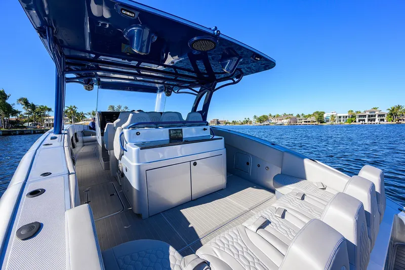 Palladium Yacht Photos Pics Midnight Express 43 PALLADIUM - Port Aft Cockpit