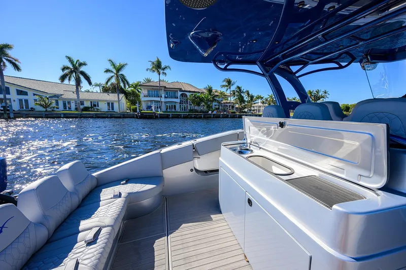 Palladium Yacht Photos Pics Midnight Express 43 PALLADIUM - Cockpit