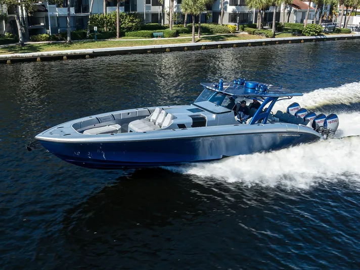 Palladium Yacht Photos Pics Midnight Express 43 PALLADIUM - Port Aerial Running Shot