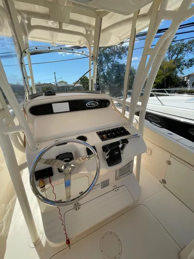 Rising Tide Yacht Photos Pics 