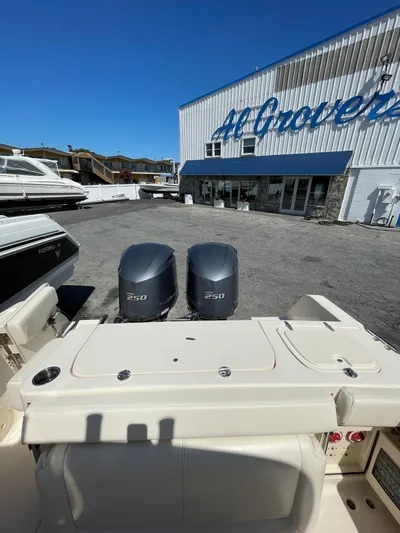 Rising Tide Yacht Photos Pics 