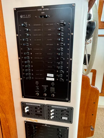 Gullywhumper Yacht Photos Pics 