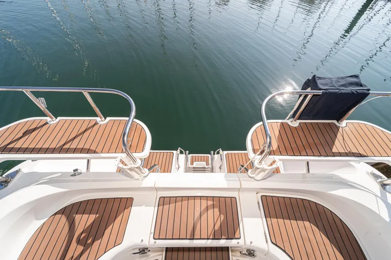 Saba Rock'n Yacht Photos Pics 