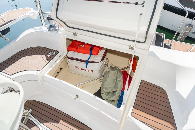 Saba Rock'n Yacht Photos Pics 