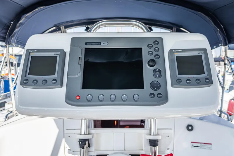 Saba Rock'n Yacht Photos Pics 