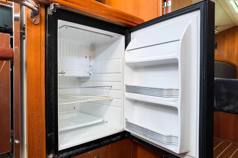 Saba Rock'n Yacht Photos Pics 