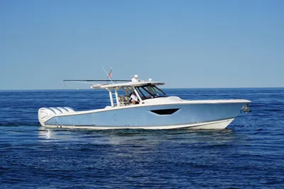 Pursuit 428