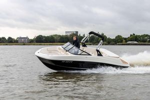 2016 Bayliner Vr5 (MY2016)