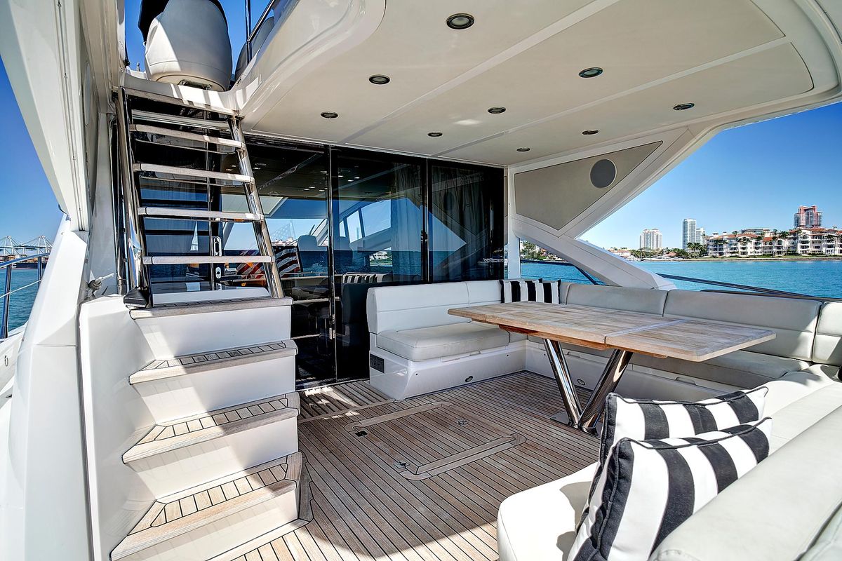 2016 Sunseeker 68 