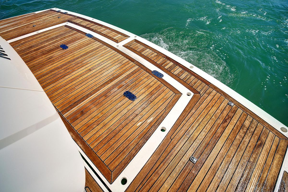 2016 Sunseeker 68 