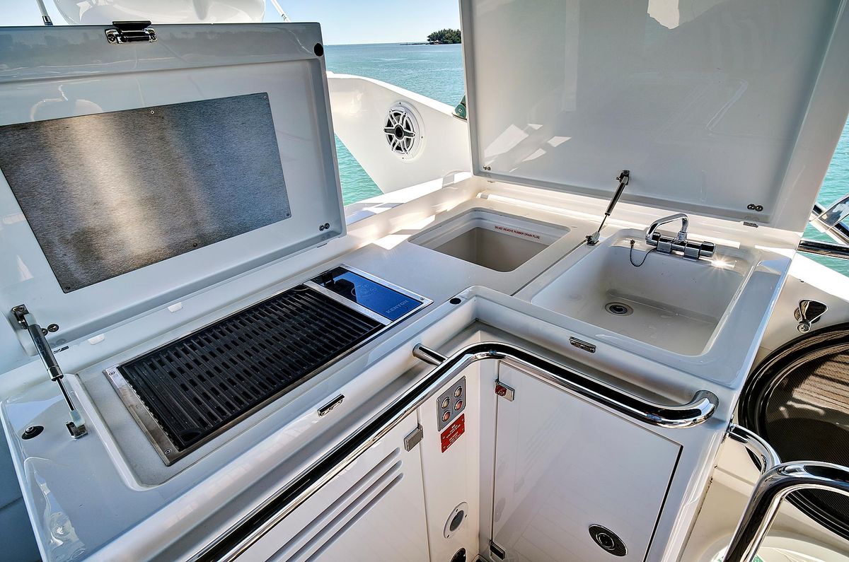 2016 Sunseeker 68 