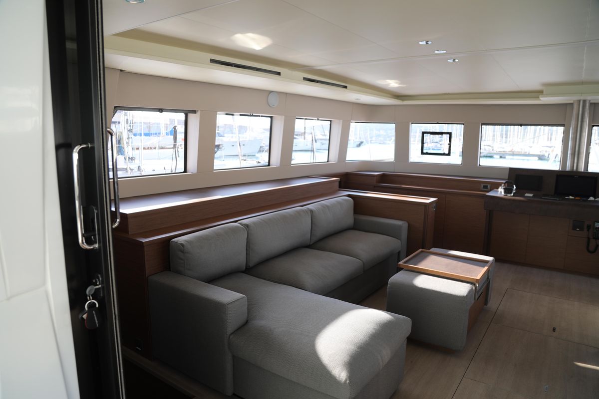 2020 Lagoon 62 