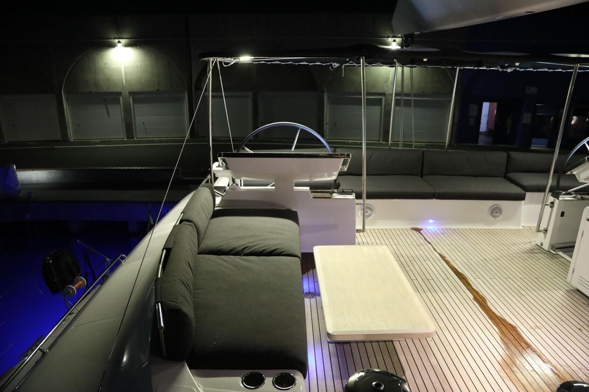 2020 Lagoon 62 