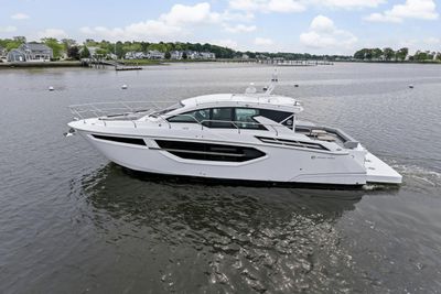 Yacht