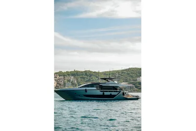 2024 Riva 82' Diva