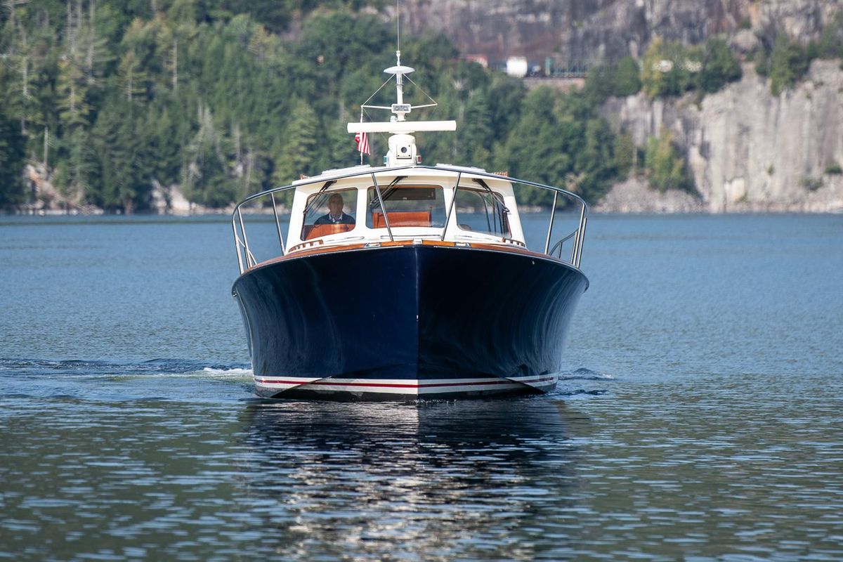 2003 Hinckley 44 