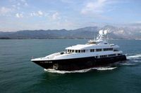 2011 Mondomarine 49m