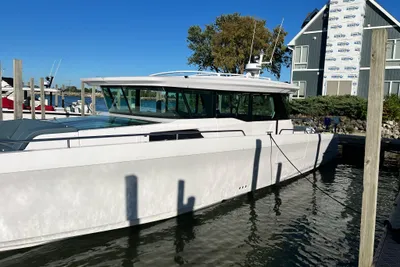 Axopar 45 XC Cross Cabin