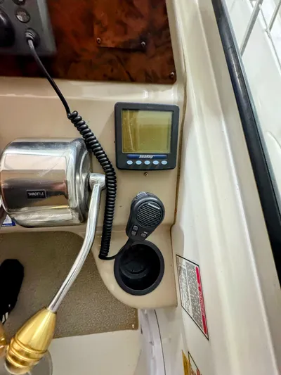 Lady Barb Yacht Photos Pics Dashboard of a 1998 Sea Ray 400 Sundancer boat.