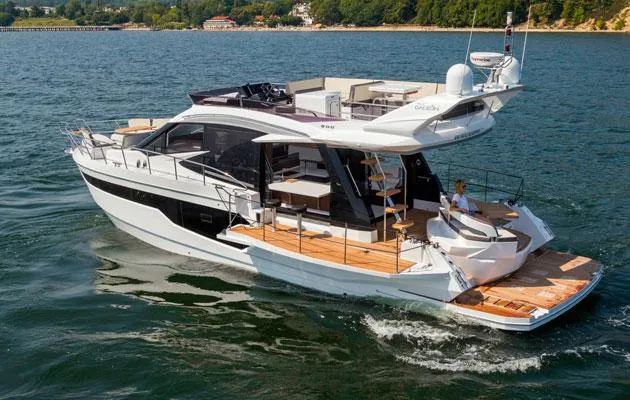  Yacht Photos Pics 
