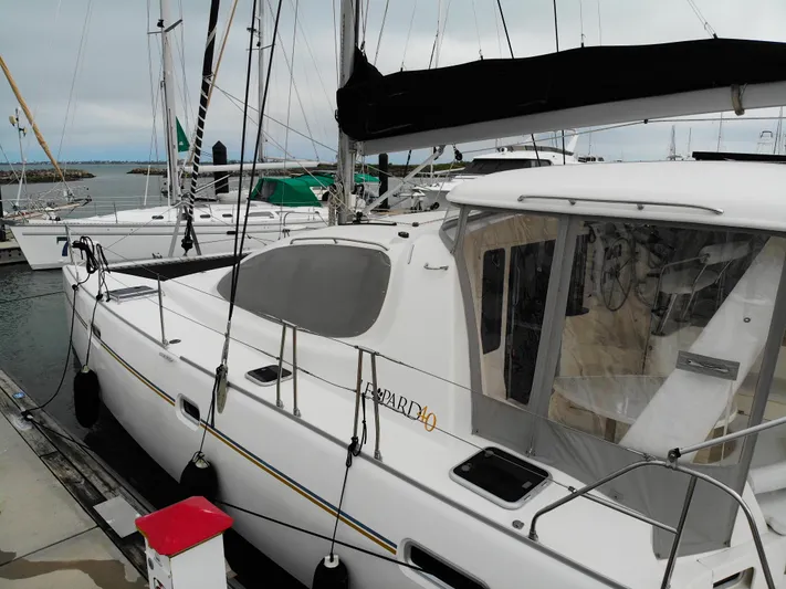 White Hawk Yacht Photos Pics 