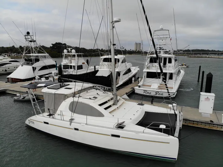 White Hawk Yacht Photos Pics 
