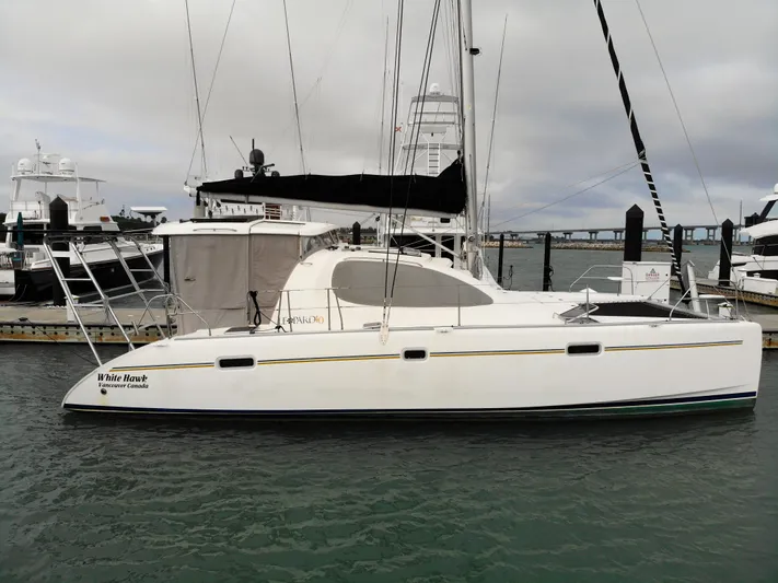 White Hawk Yacht Photos Pics 