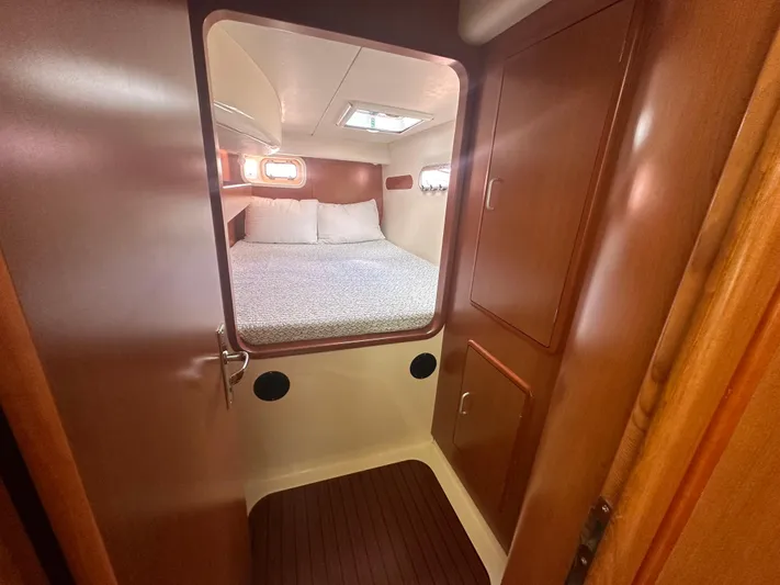 White Hawk Yacht Photos Pics 