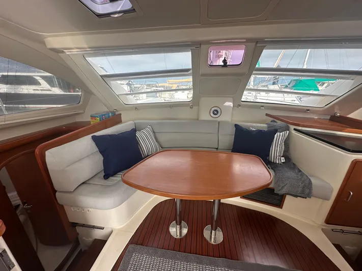 White Hawk Yacht Photos Pics 