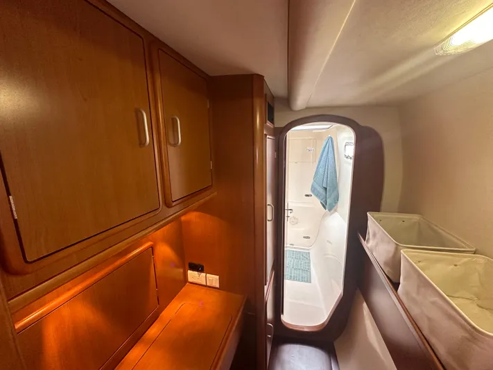 White Hawk Yacht Photos Pics 