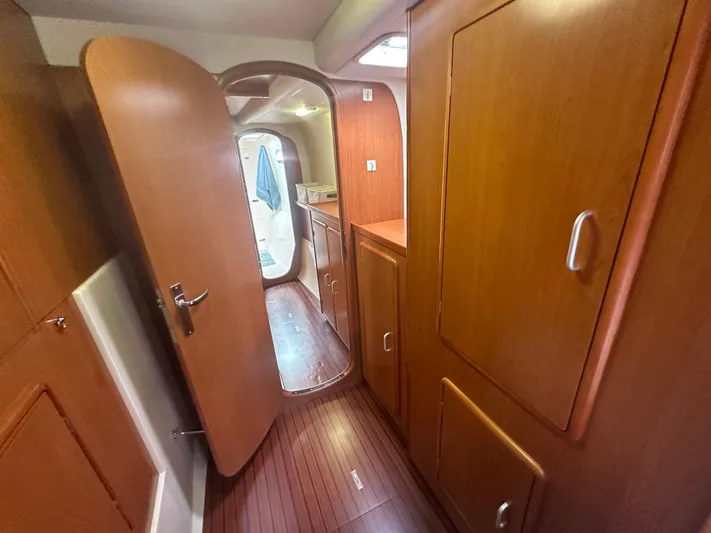 White Hawk Yacht Photos Pics 