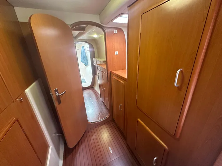 White Hawk Yacht Photos Pics 