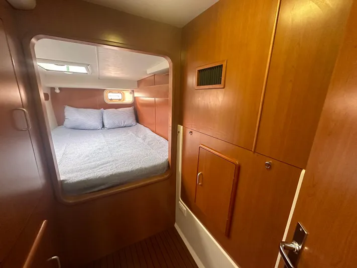 White Hawk Yacht Photos Pics 