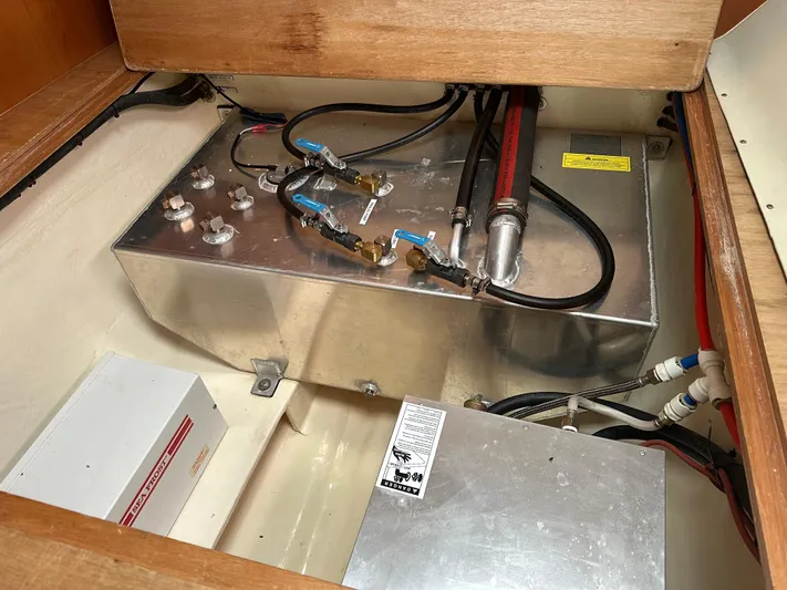 White Hawk Yacht Photos Pics 