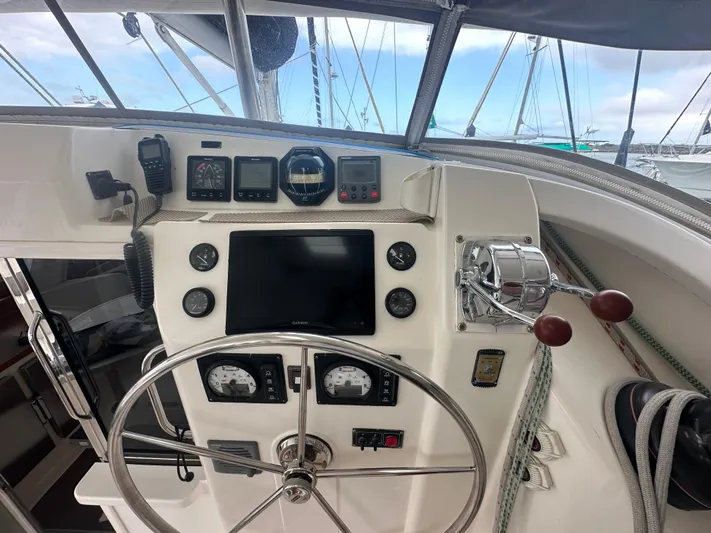 White Hawk Yacht Photos Pics 