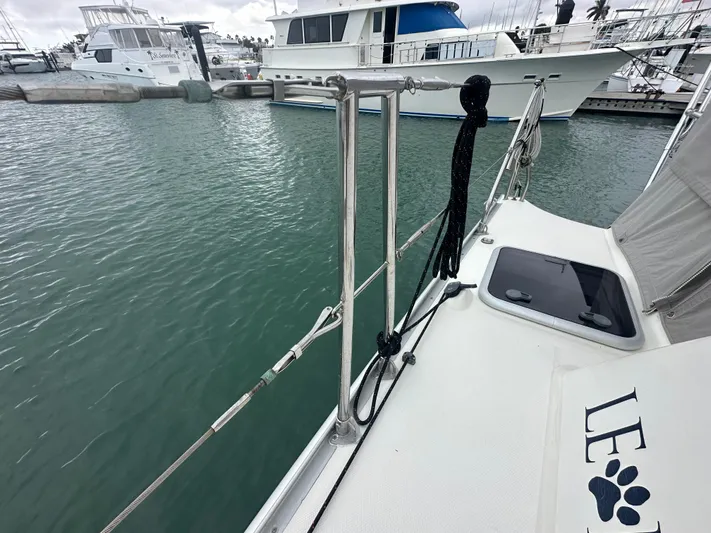 White Hawk Yacht Photos Pics 